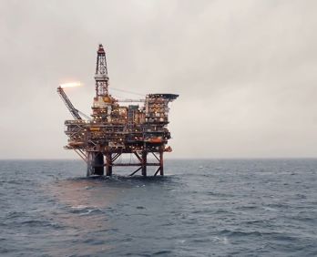 oil rig.jpg